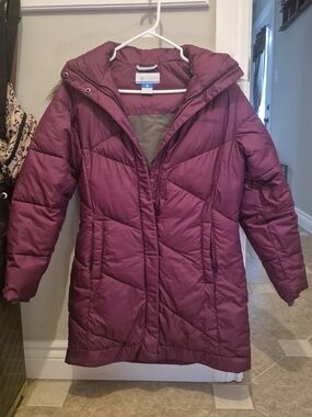 Columbia Womens XS Plum Quilted Hooded Winter Jacket